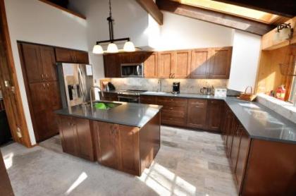 4 Bedroom Ski Home in East Vail with private hot tub Vail Colorado