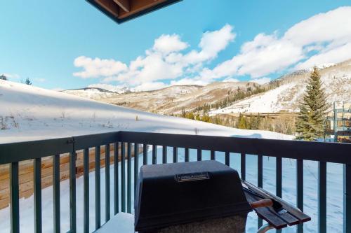 Cozy East Vail 2 Bedroom Condo #1601 w/ Fireplace. - image 5