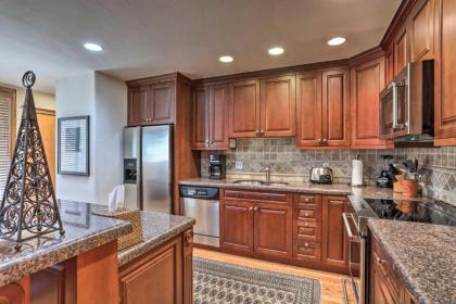 Updated Condo Walk to Vail Village and Ski Shuttle! - image 10