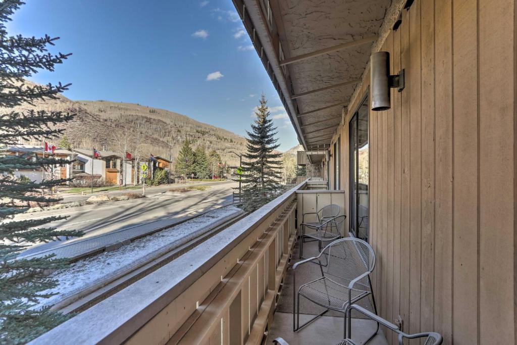 Updated Condo Walk to Vail Village and Ski Shuttle! - image 2