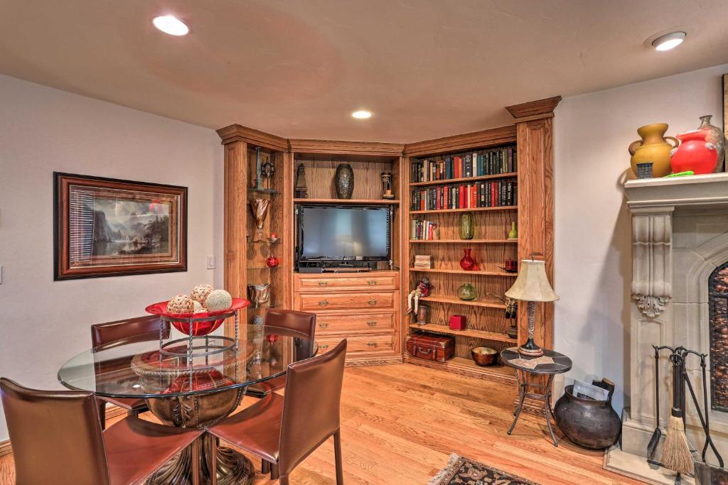 Updated Condo Walk to Vail Village and Ski Shuttle! - image 3