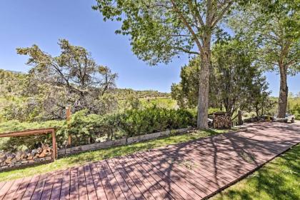 Valdez Adobe Condo with Balcony- 8mi to Taos Ski - image 14