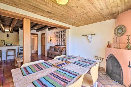 Valdez Adobe Condo with Balcony- 8mi to Taos Ski - image 15