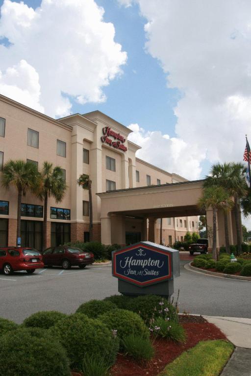 Hampton Inn & Suites Valdosta/Conference Center - main image