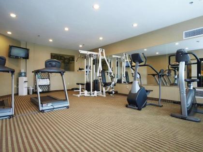 Best Western Plus Valdosta Hotel & Suites - image 13