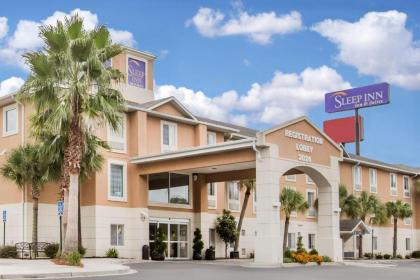 Sleep Inn & Suites Valdosta - image 11