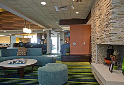 Fairfield Inn & Suites by Marriott Valdosta - image 9