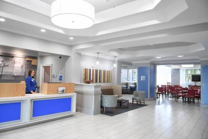 Holiday Inn Express & Suites - Valdosta an IHG Hotel - image 3