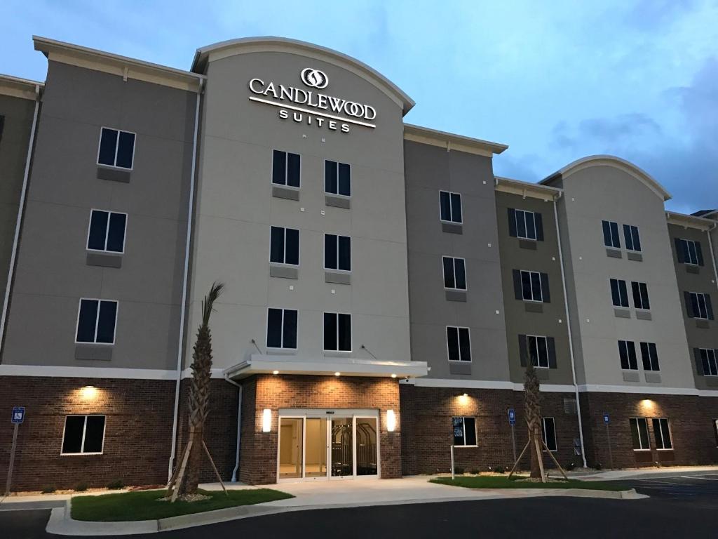 Candlewood Suites Valdosta Mall an IHG Hotel - main image