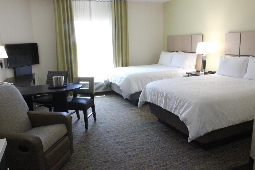 Candlewood Suites Valdosta Mall an IHG Hotel - image 3