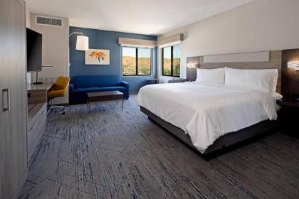 Holiday Inn Express & Suites - Valencia - Santa Clarita an IHG Hotel - image 13