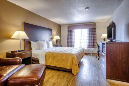 Quality Inn near Six Flags Discovery Kingdom-Napa Valley - image 15