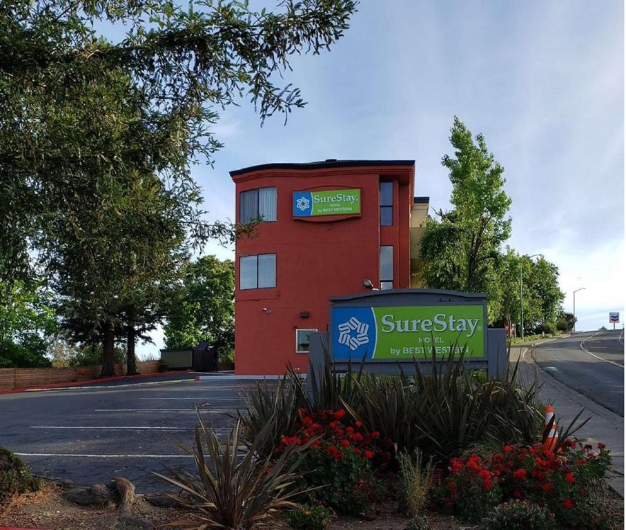 SureStay Hotel by Best Western Vallejo Napa Valley - main image