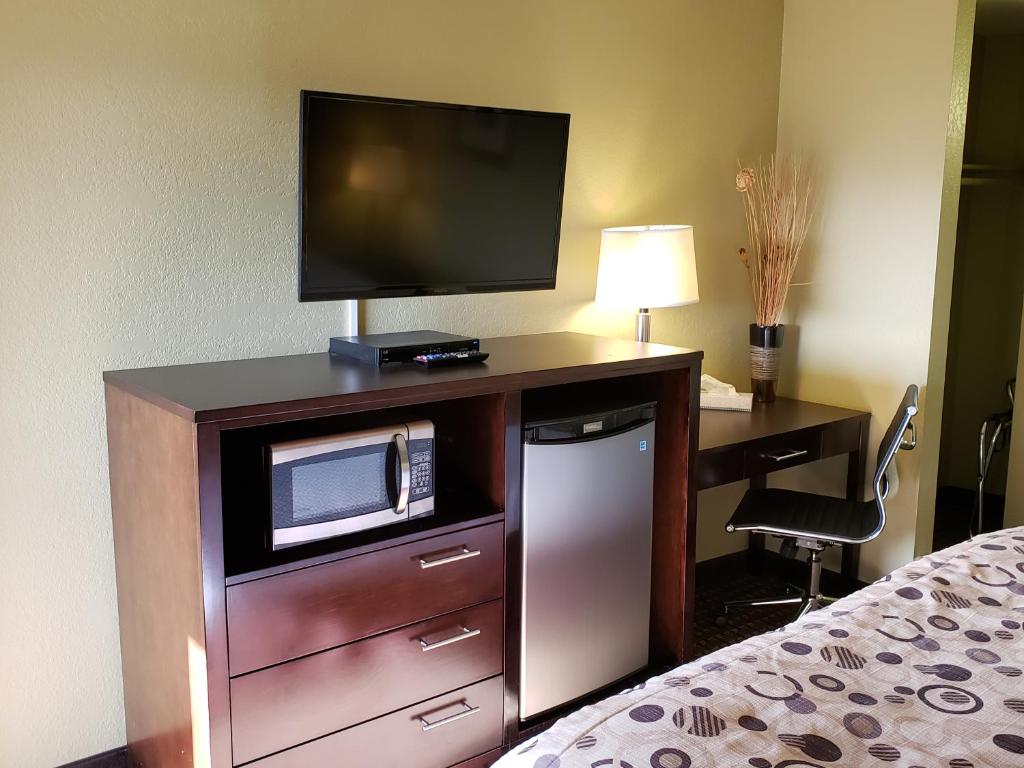 SureStay Hotel by Best Western Vallejo Napa Valley - image 6