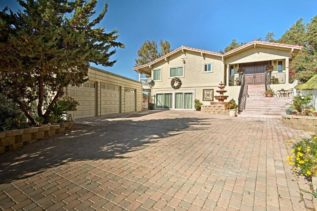 Hilltop Valley Center House with Balcony and Mtn Views! - image 6