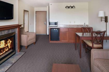 AmericInn by Wyndham Valley City Conference Center - image 6