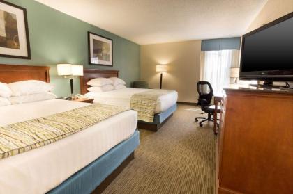 Drury Inn & Suites St. Louis-Southwest - image 10