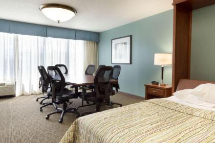 Drury Inn & Suites St. Louis-Southwest - image 15