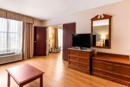 Quality Inn Valley - West Point - image 7