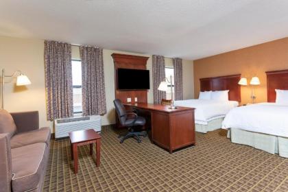 Hampton Inn & Suites Valparaiso - image 11