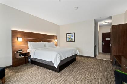 Holiday Inn Express & Suites Van Buren-Fort Smith Area an IHG Hotel - image 14