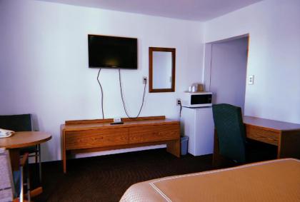 Desert Inn - image 2