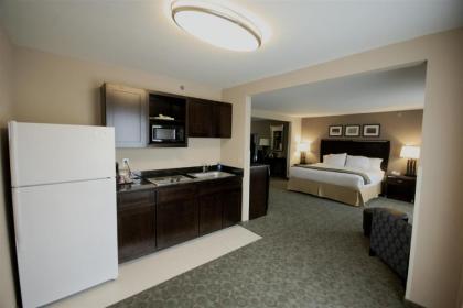 Holiday Inn Express Hotel & Suites Van Wert an IHG Hotel - image 3