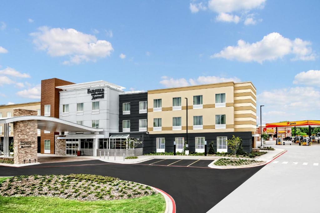 Fairfield Inn & Suites by Marriott Van - image 7