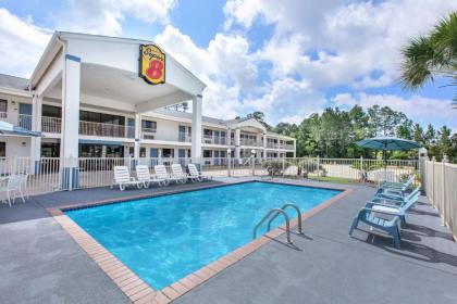 Super 8 by Wyndham Ocean Springs Biloxi - image 15