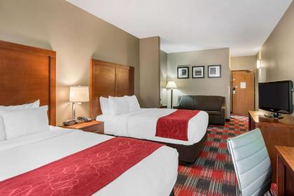 Comfort Suites Near Vancouver Mall - image 9