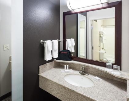 SpringHill Suites by Marriott Portland Vancouver - image 10