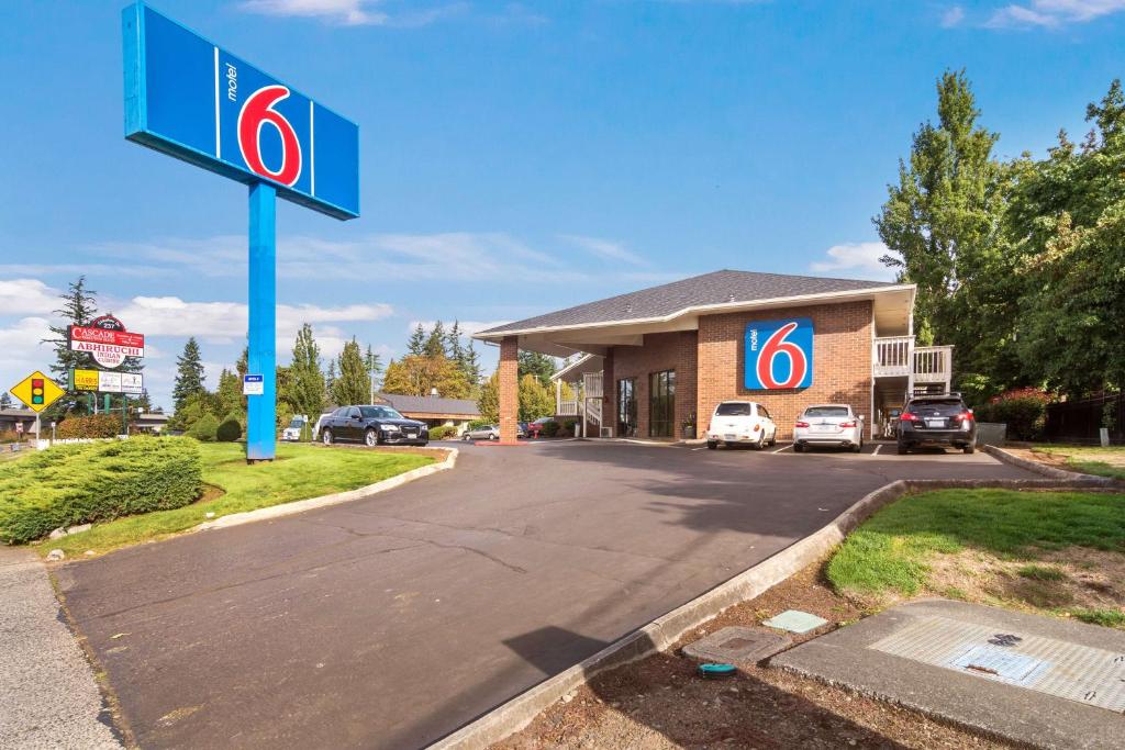 Motel 6-Vancouver WA - main image