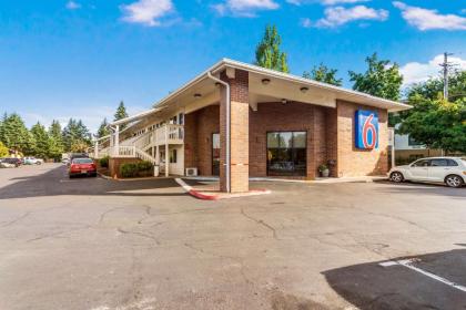 Motel 6-Vancouver WA - image 10