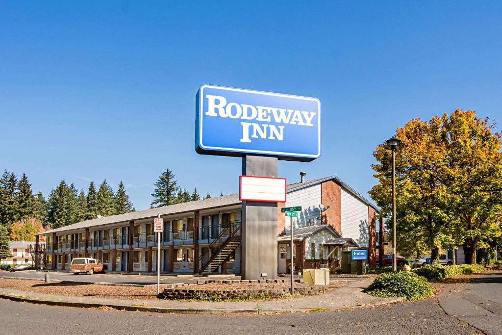 Rodeway Inn - main image