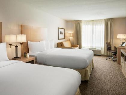 DoubleTree by Hilton Vancouver - image 5