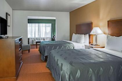 Quality Inn & Suites Vancouver North - image 8