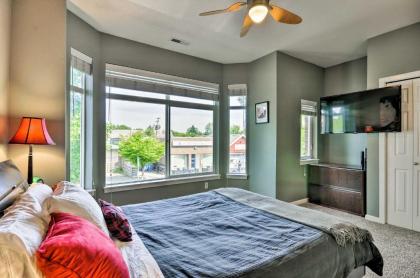 Modern Vancouver Townhome - Right on Main St! - image 10