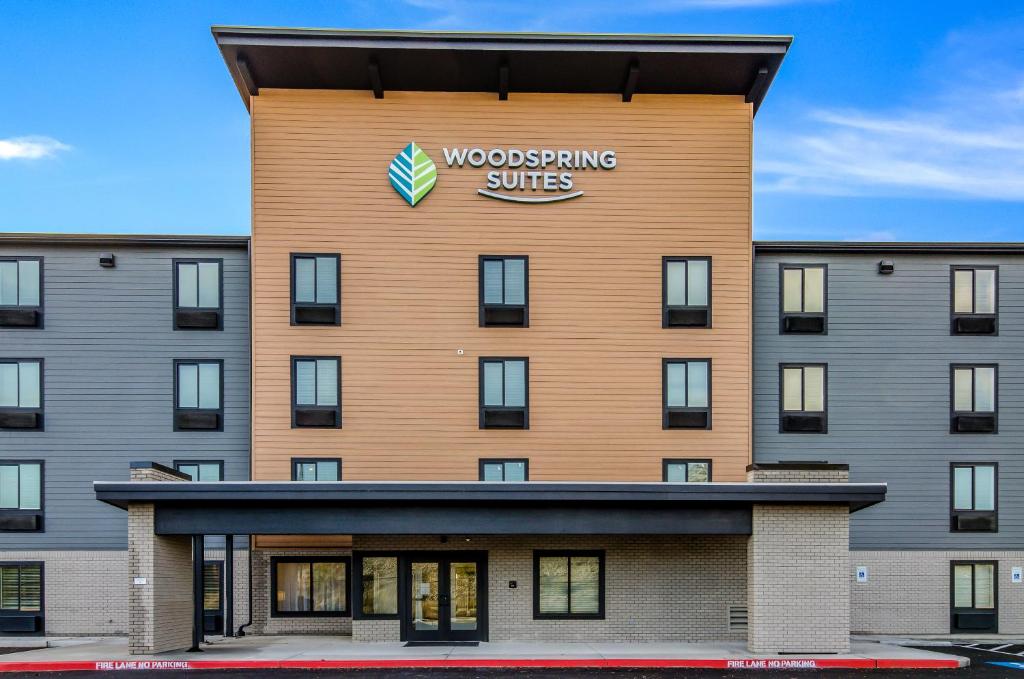 WoodSpring Suites Portland Vancouver - image 3