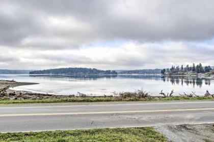 Updated Vashon Island Cabin with Puget Sound Views! - image 12