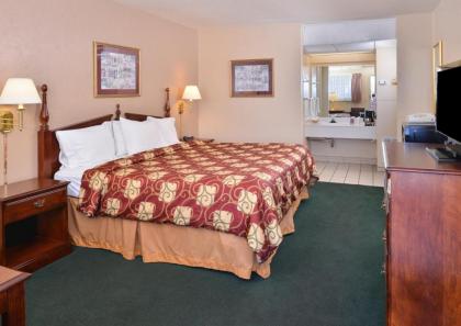 America’s Best Value Inn & Suites - image 8