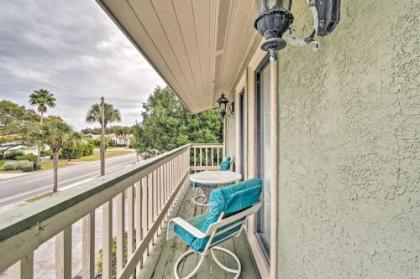 Unique 2nd Story Venice Beach Apt with Balcony! - image 5