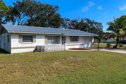 Quiet Venice Home with Private Lanai and Hot Tub! - image 17