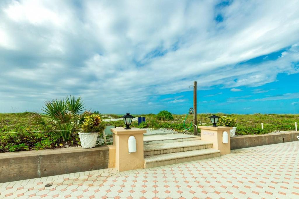 San Marco Gulf Beach Views 3rd Floor - image 3