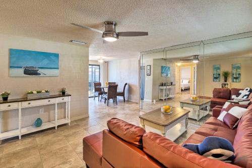 Bright Venice Home with Yard Less Than 4 Mi to Beach! - image 2