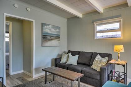 Remodeled Ventura Beach Home with Yard and Fire Pit! - image 11