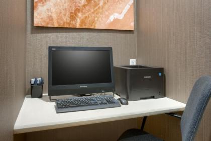 Springhill Suites by Marriott Vernal - image 9