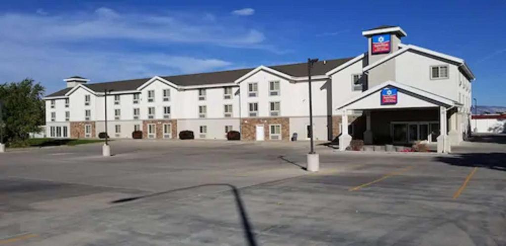 SureStay Plus Hotel by Best Western Vernal - main image