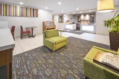 Holiday Inn Express Chicago Northwest-Vernon Hills an IHG Hotel - image 18