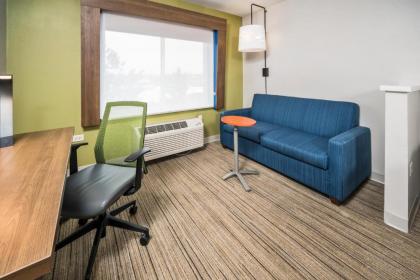 Holiday Inn Express Chicago Northwest-Vernon Hills an IHG Hotel - image 5