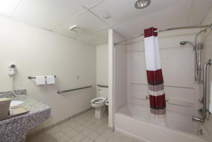 Red Roof Inn Hartford - Vernon - image 6